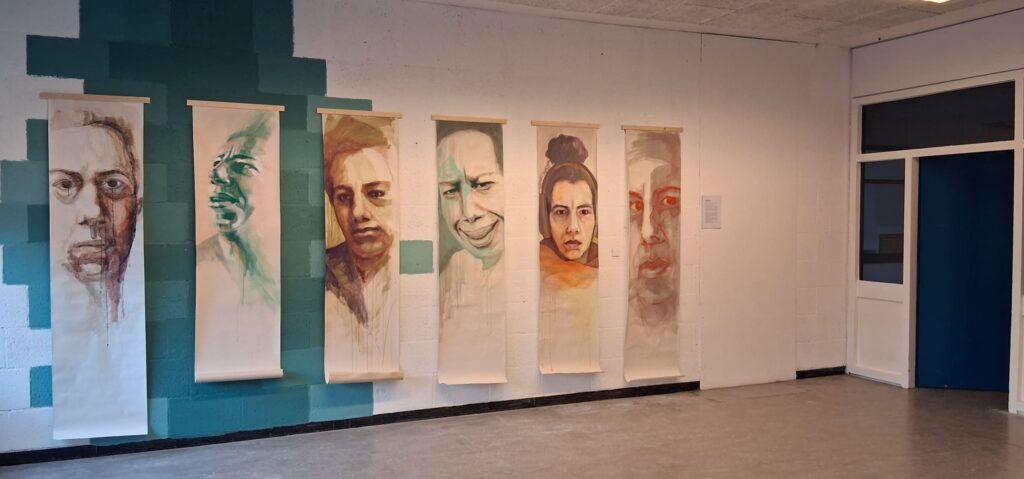 zes zelfportretten 54x circa 200 cm per portret